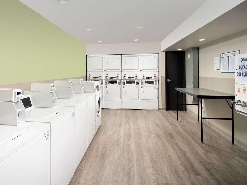 Woodspring Suites Houston 288 South Medical Center Facilities photo
